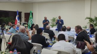 Carlos Peña defiende el derecho de la RD a controlar migraciones