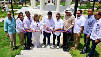 Ministro de Turismo inaugura construcción Parque Central en el Pinar de San José de Ocoa
