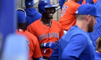 Ronny Mauricio conecta jonrón; Orelvis Martínez pega dos hits