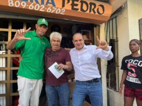 Surun Hernández denuncia Alcaldía SDE compra camiones recolectores de basura de mala calidad y les cambia la marca 