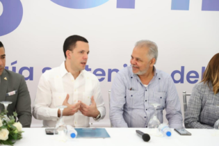 Salazar impulsa curso capacita 128 choferes empresa Egehid