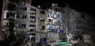 UCRANIA: Al menos 5 muertos en un ataque a edificio de viviendas