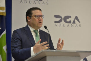 Sanz Lovatón saluda inicio de operaciones de la empresa de almacenamiento y servicios logísticos