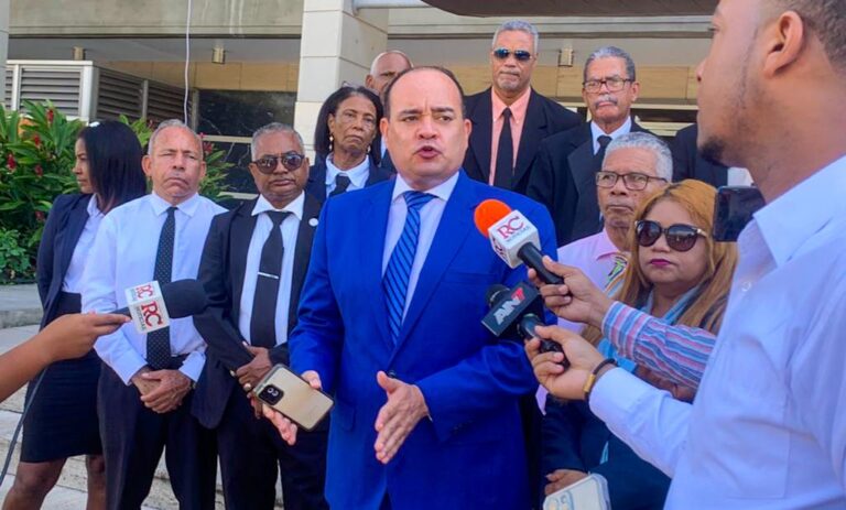 Colegio de Abogados interpone denuncia penal por compra de acciones de César Iglesias, S.A 