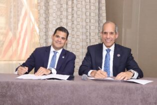 NY: Amchamdr y Asonahores acuerdan impulsar el turismo RD