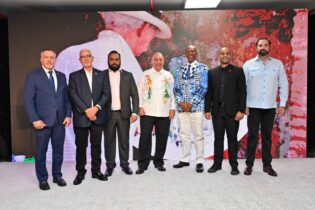 NY: Banreservas inaugura exposición “El Arte en la Cabeza”