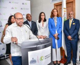 DGII abre nuevo Centro de Vehículos de Motor que facilitará trámites de contribuyentes
