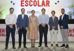Grupo Corripio reconoce y premia estudiantes meritorios, hijos de sus colaboradores