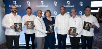 Banreservas publica biografía de Johnny Pacheco