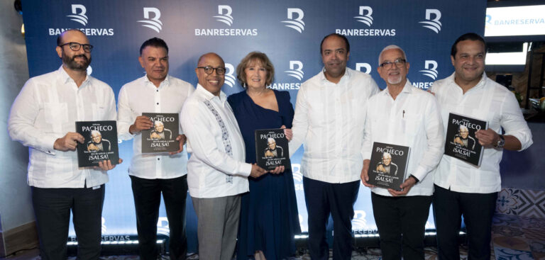 Banreservas publica biografía de Johnny Pacheco