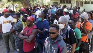 MEXICO: Migrantes haitianos, venezolanos y cubanos desbordan zonas México