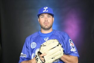 Steve Moyers y Jacob Nottigham regresan de refuerzos con Licey