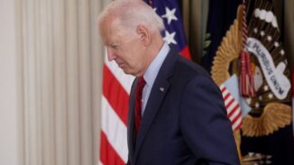 EEUU: Dos de tres demócratas prefieren otro candidato antes que a Biden
