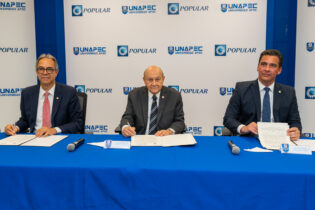 Banco Popular y UNAPEC inauguran laboratorio de finanzas