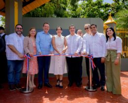 Popular, MICM y Primera Dama remozan parque infantil municipal La Vega