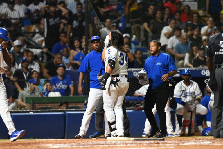 Jorge Alfaro, fuera entre cinco y siete días por pelotazo que ameritó 12 puntos