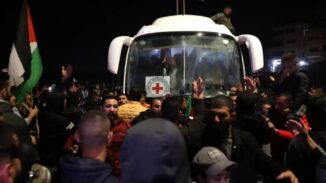 ISRAEL: Realiza con Hamás tercer intercambio de presos por rehenes