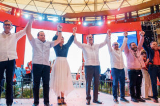 Abinader anuncia que Raquel Peña vuelve de vice al ser proclamado por el PRSC