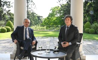 ARGENTINA: La transición comienza con reunión entre Fernández y Milei
