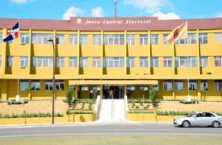 JCE impone limites participación de funcionarios en la campaña