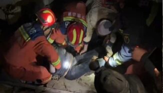 CHINA: Al menos 118 muertos y cerca 200 heridos por sismo 6,2