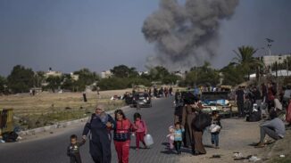 GAZA: Israel insta a civiles a abandonar cuanto antes el sur franja de Gaza