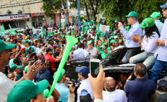 Leonel dice a diferencia Abinader él sí sabe honrar compromisos