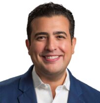 Jorge Feliz Pacheco propone la creación de escuela municipal para padres en SD