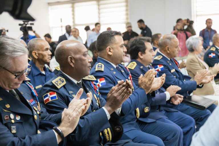 Interior y Policía dignifica a Cuerpos de Bomberos