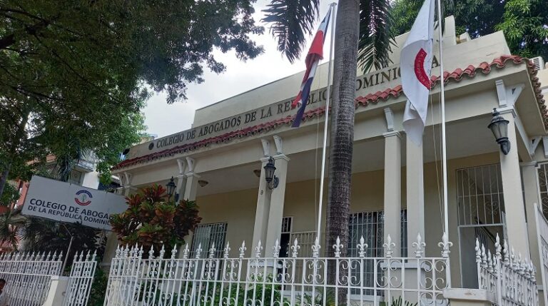 Colegio de Abogados anuncia reinicio de operaciones a partir del lunes