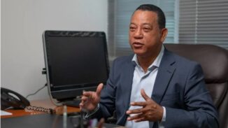 Franc Rosario afirma Fernández debe retirar deseo presidencial