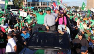 Leonel inicia en SD agenda fin de semana, este sábado visita el este