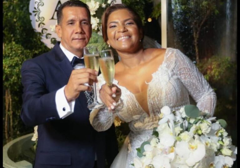 Sepultan en SD restos de esposo de la periodista Anibelca Rosario