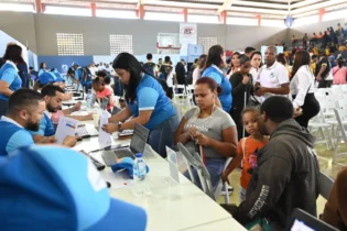 Banreservas congrega a cientos de jóvenes con «Bancarizar es Patria»