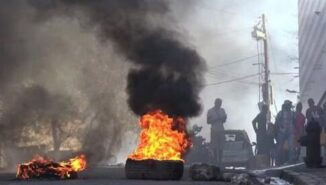 HAITI: Pandillas saquearon un hospital y una sucursal bancaria