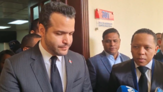 Tribunal aplaza para 11 de abril demanda contra Rafael Paz por trabajo realizado y no pagado