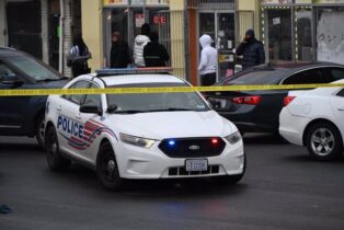 EEUU: Dos muertos y 5 heridos por un tiroteo en Washington