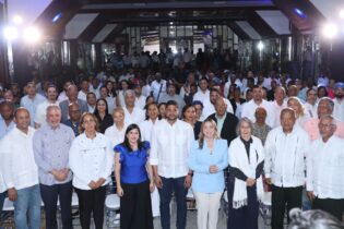 Inician serie de paneles  “Los Avances del Cambio” en San Cristóbal