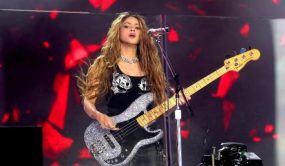 Shakira se presenta en Cali tras 19 años de ausencia esta vez con el Grupo Niche