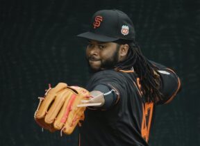 Johnny Cueto alcanza acuerdo de ligas menores con Texas Rangers
