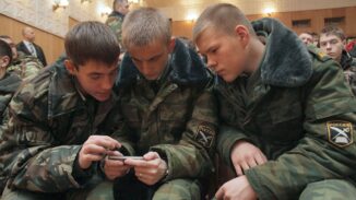 RUSIA: Denuncian «presionan» jóvenes para que se incorporen a guerra