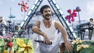 Camilo lanza su nuevo álbum, ‘Cuatro’, en el que rinde tributo a los ritmos tropicales