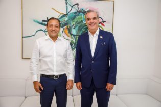 Presidente Luis Abinader se reúne con Abel Martínez