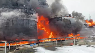 RUSIA: Un dron ucraniano provoca gran incendio en refinería de Moscú