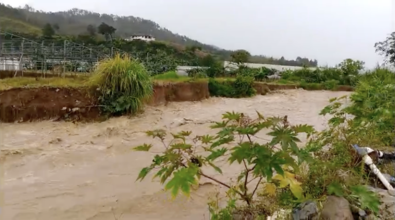 Lluvias desbordan ríos en la región Norte