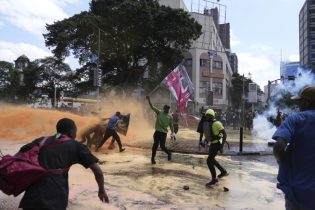 KENIA: Presidente rechaza firmar el polémico proyecto de ley que desató protestas
