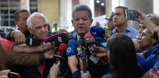 Leonel llama a la no violencia y la no confrontación en Venezuela