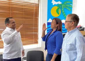 Tony Almonte asume como nuevo secretario general de Adompretur Puerto Plata