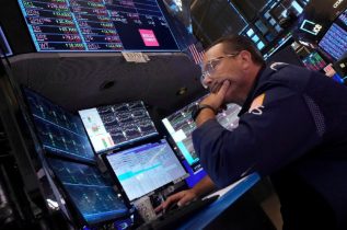 EEUU: Caídas de bolsas podrían provocar posible estanflación en economía