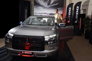 Bonanza Dominicana presenta la camioneta L200